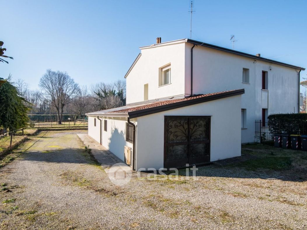 Casa Bi/Trifamiliare in Vendita in Via Tommaso Salvini a Padova