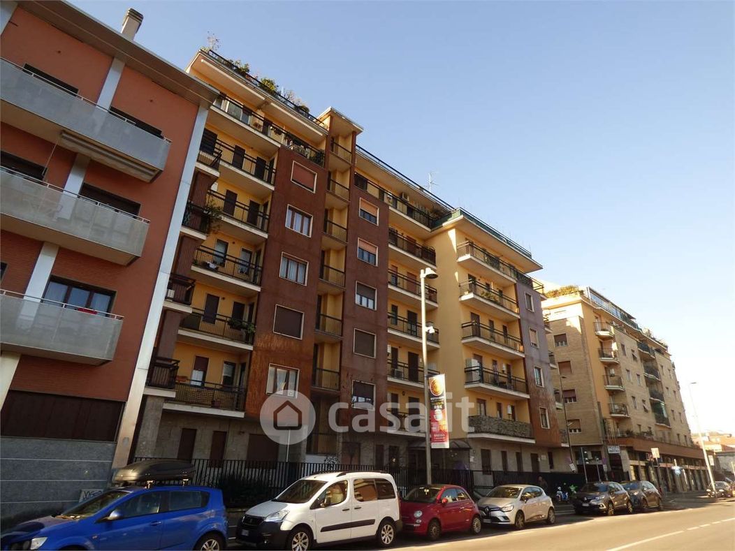 Appartamento in Vendita in Via Carlo Imbonati 85 a Milano