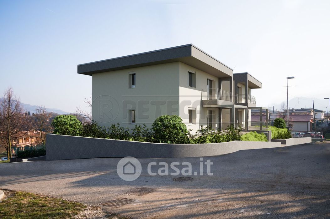 Casa Bi/Trifamiliare in Vendita in Via Priara Castello a Valdagno