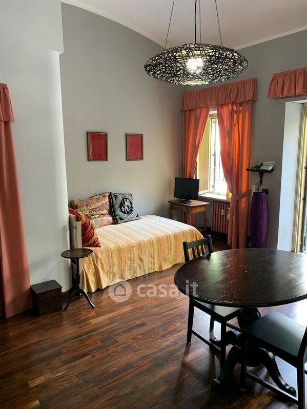 Appartamento in Vendita in Via Fratelli Calandra 15 a Torino