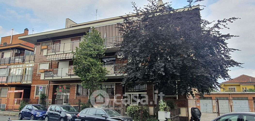 Appartamento in Vendita in Via Coni Zugna 23 a Torino