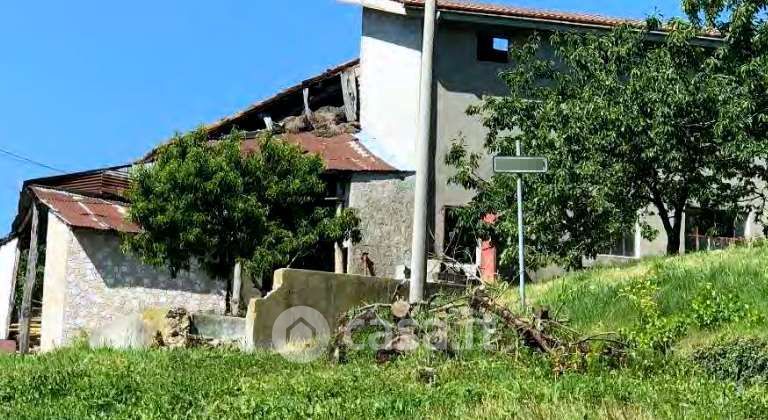 Casa Bi/Trifamiliare in Vendita in Via Albaromatto a Vestenanova