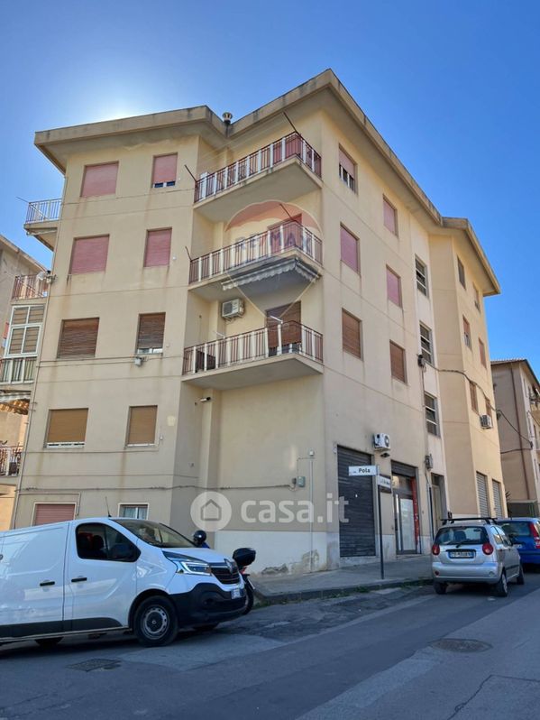 Appartamento in Vendita in Via Edmondo de Amicis 96 a Caltanissetta