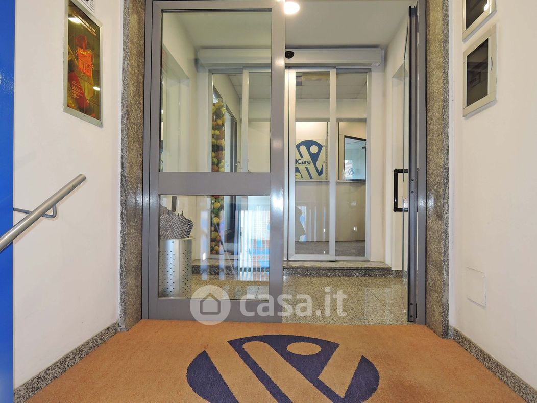 Ufficio in Affitto in Via Lodovico Il Moro 17 a Milano