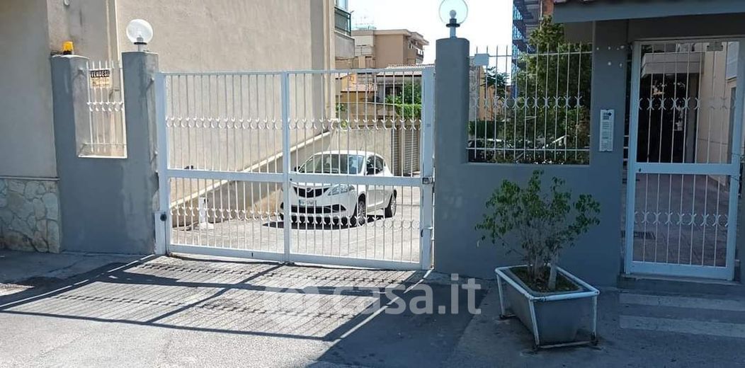 Garage/Posto auto in Vendita in a Palermo