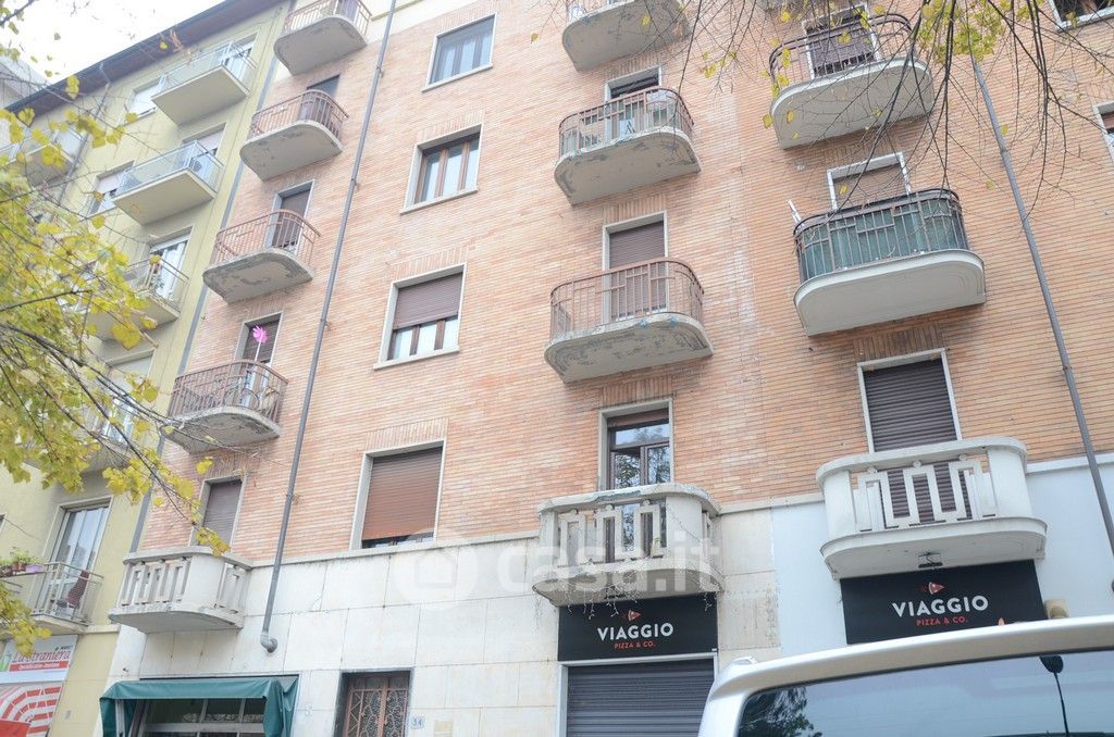 Appartamento in Vendita in Corso Piero Maroncelli 34 a Torino