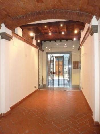 Appartamento in Affitto in Borgo San Frediano a Firenze