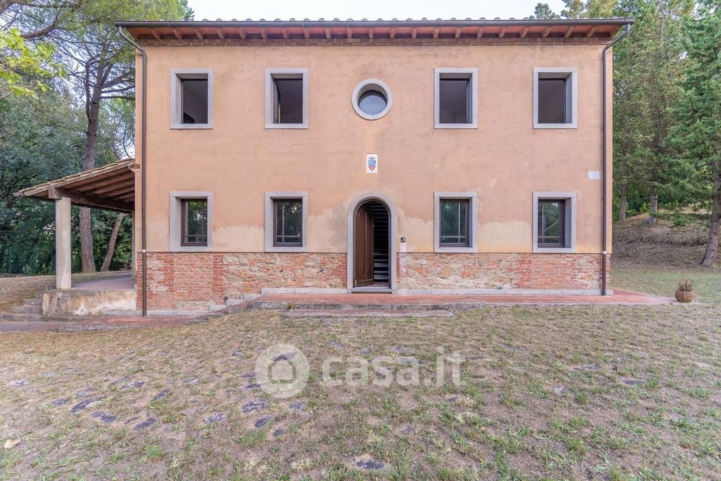 Villa in Vendita in Via San Francesco a Palaia