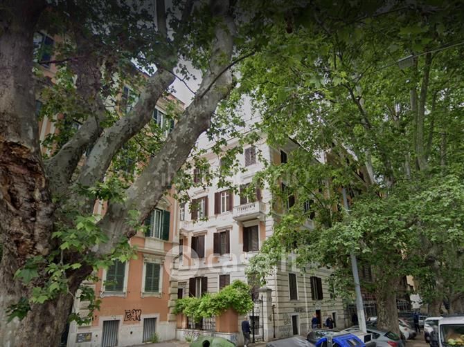 Appartamento in Vendita in Viale di Trastevere a Roma
