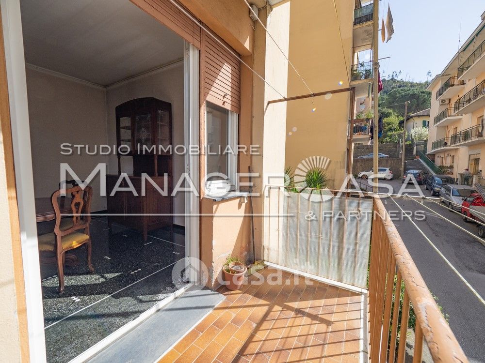 Appartamento in Vendita in Via Luigi Canepa 34 a Genova