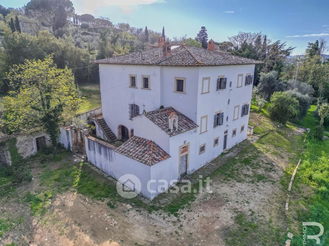 Villa in Vendita in Località Vignale a Arezzo