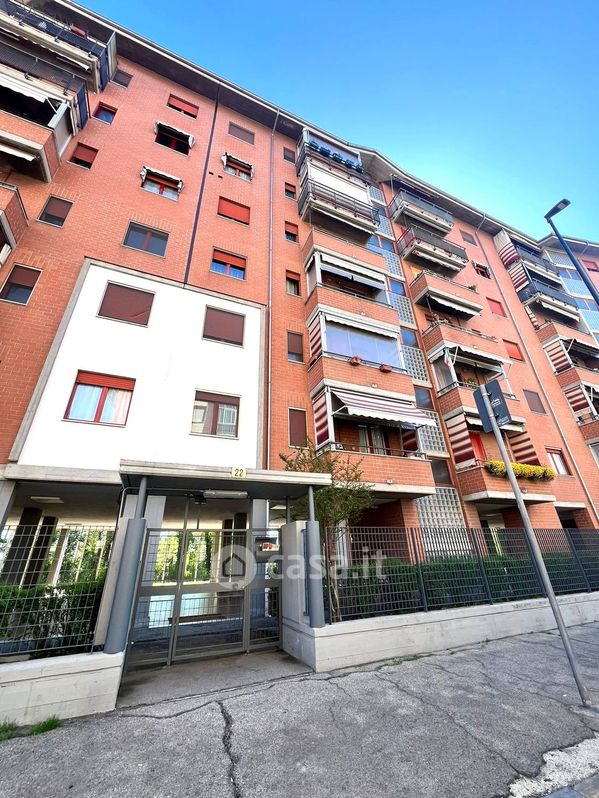 Appartamento in Vendita in Via Rueglio 22 a Torino
