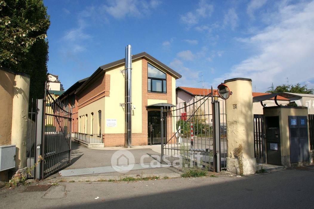Laboratorio in Vendita in Via Corti 19 a Bergamo