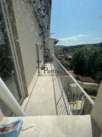Appartamento in Vendita in Via di Ripoli a Firenze