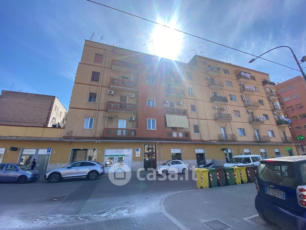 Appartamento in Vendita in Via Raimondello Orsini a Taranto