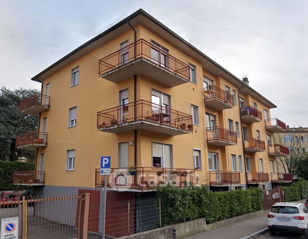 Appartamento in Vendita in Via Perego Angelo 10 a Como