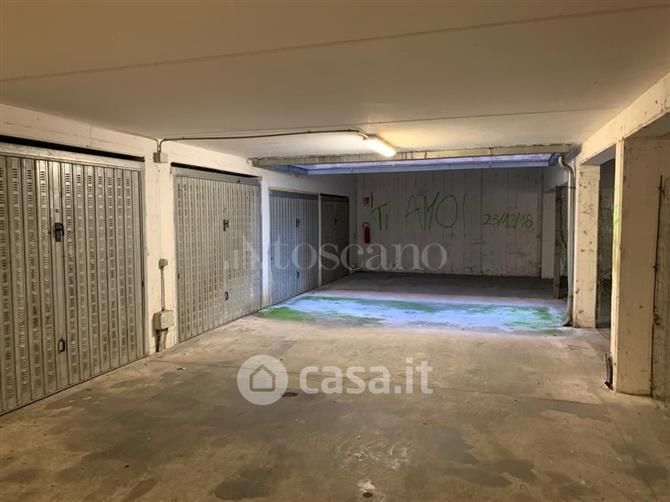 Garage/Posto auto in Vendita in Via Emo Battisti a Terni