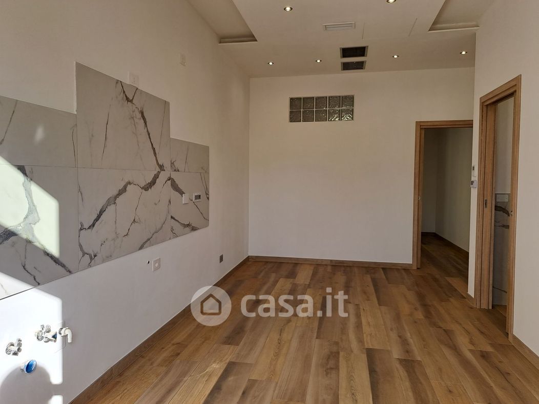 Appartamento in Vendita in Via Viterbo a Torino