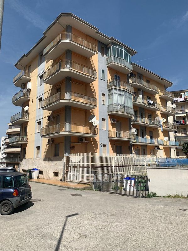 Appartamento in Vendita in Via Luigi Vanvitelli a Benevento