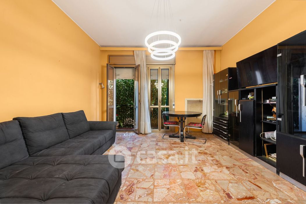 Appartamento in Vendita in Via Pellegrino Rossi 53 a Milano
