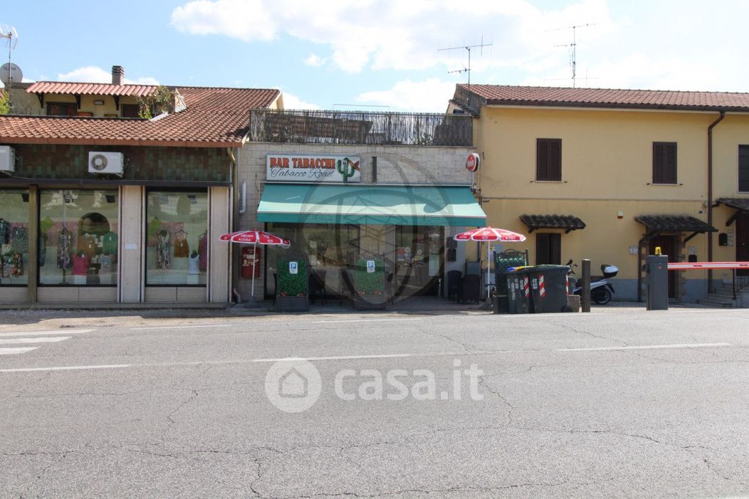 Negozio/Locale commerciale in Vendita in Via Gabelletta 59 a Terni