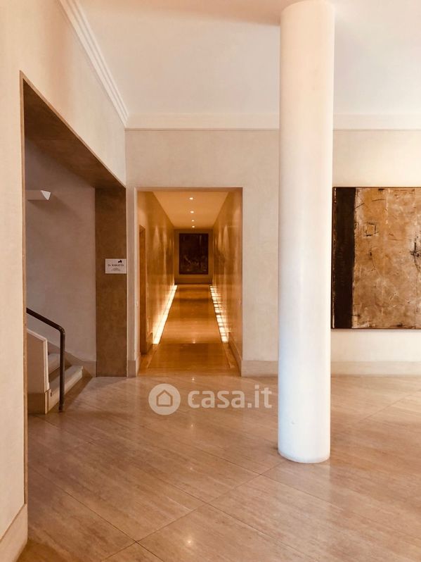 Appartamento in Vendita in Via Petrarca 15 a Parma