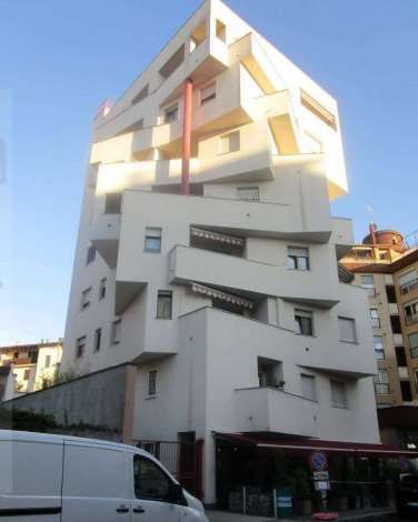 Appartamento in Vendita in Via Dante Alighieri 130 a Sesto San Giovanni