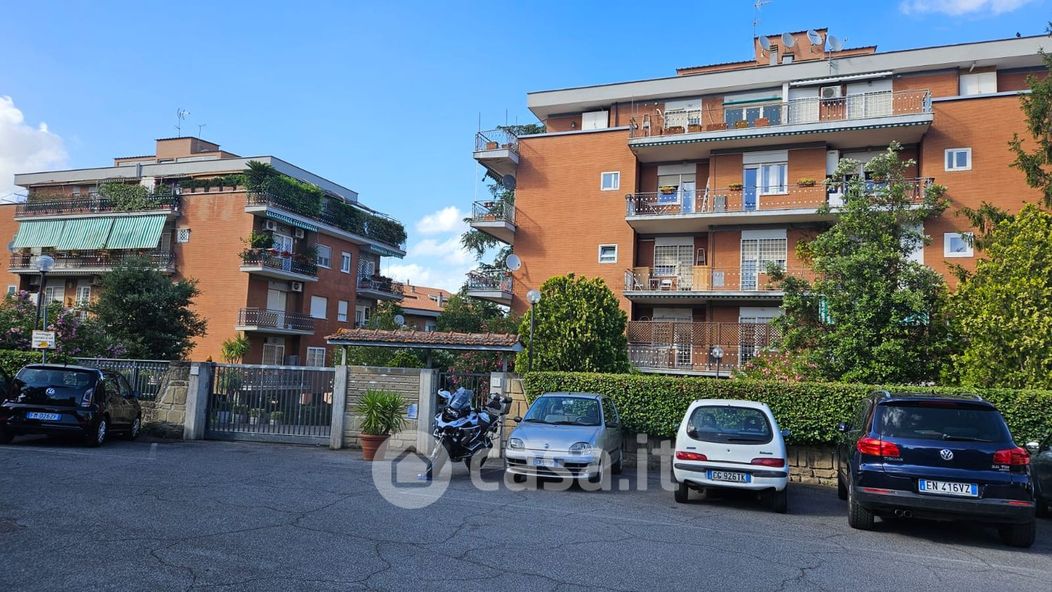 Appartamento in Vendita in Via dell'Ospedaletto Marziale 18 a Roma