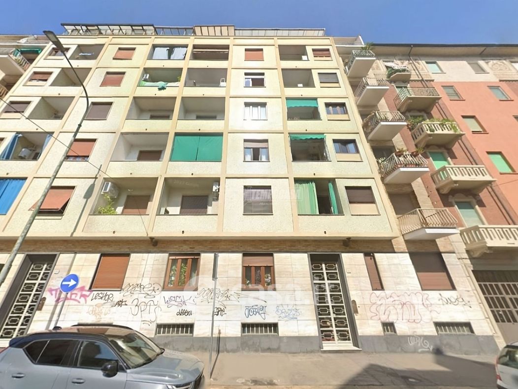Appartamento in Vendita in Via Genova 174 a Torino