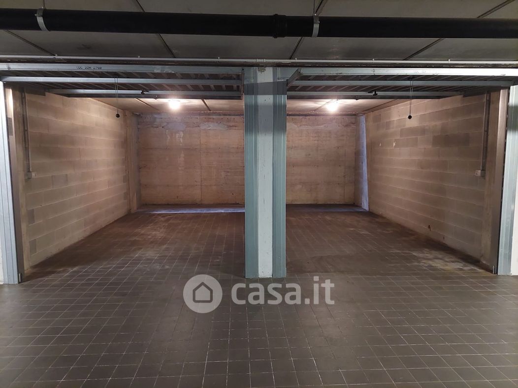 Garage/Posto auto in Vendita in Via Caprie 18 a Torino
