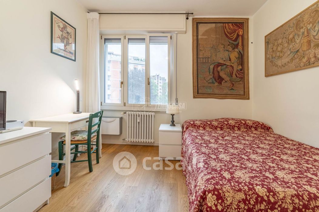 Appartamento in Affitto in Viale San Gimignano 18 a Milano