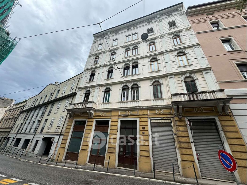 Appartamento in Vendita in Via Martiri della Libertà 18 a Trieste