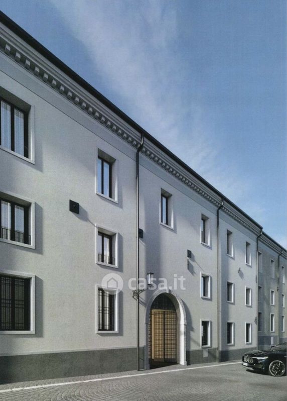 Appartamento in Vendita in Via Altinate a Padova