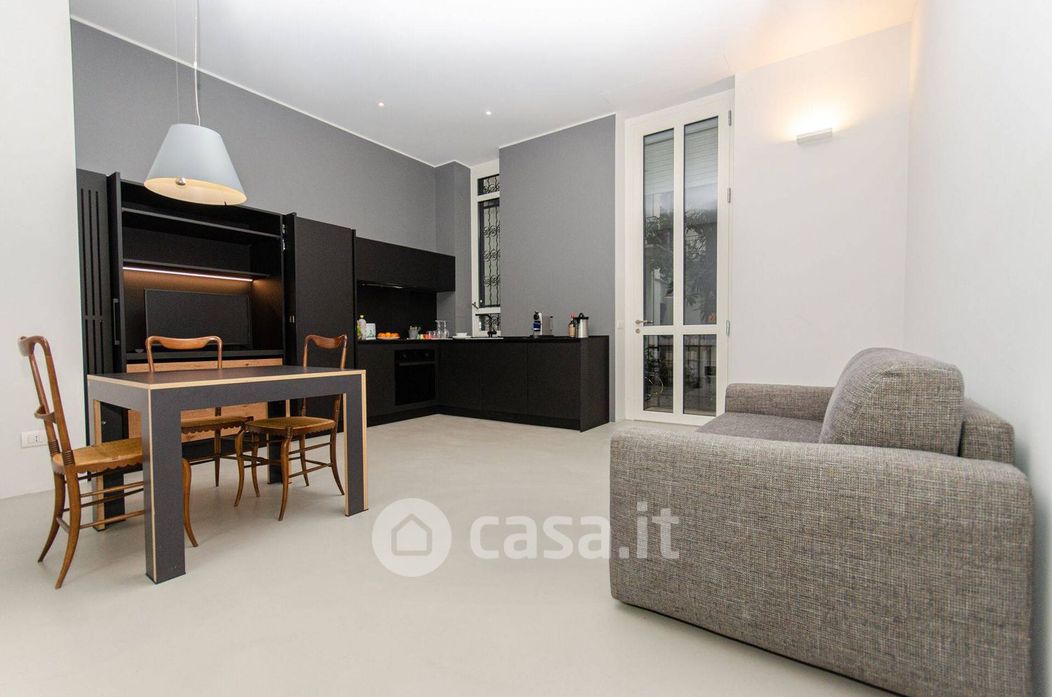 Appartamento in Affitto in Via Francesco Domenico Guerrazzi 10 a Milano