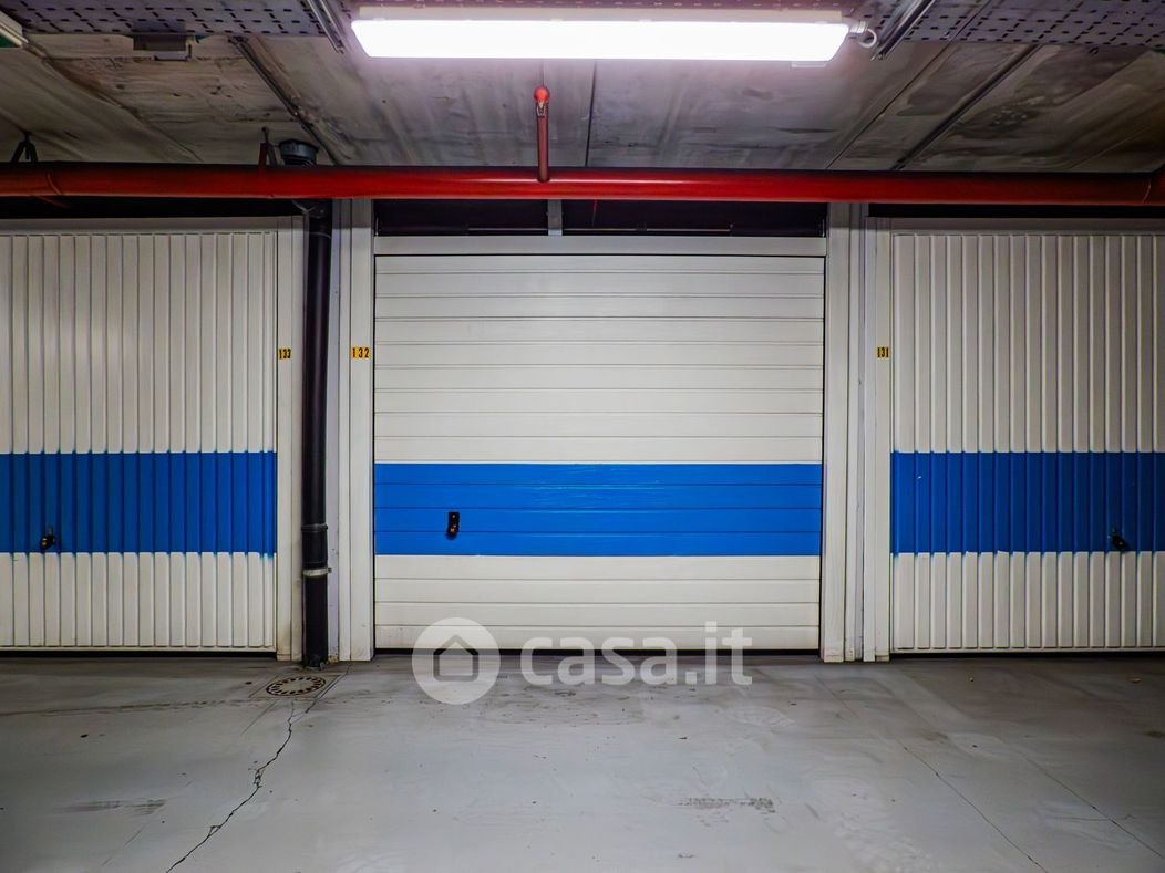Garage/Posto auto in Vendita in Viale Luigi Majno a Milano