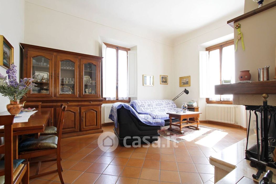 Appartamento in Vendita in Via Augusto Barazzuoli 2 a Firenze