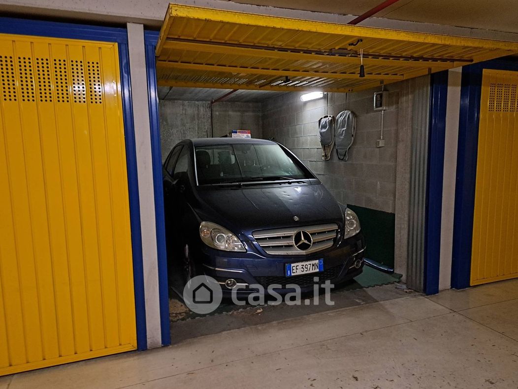 Garage/Posto auto in Vendita in Corso Giovanni Pascoli 1 a Torino