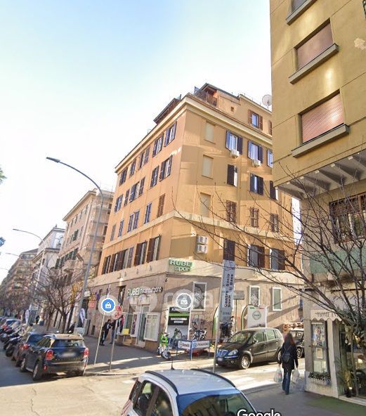Appartamento in Vendita in Via Appia Nuova 528 a Roma