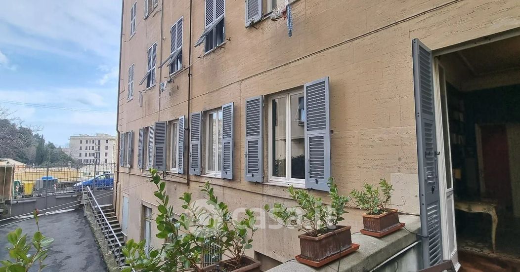 Appartamento in Affitto in Via Oberto Cancelliere 26 a Genova