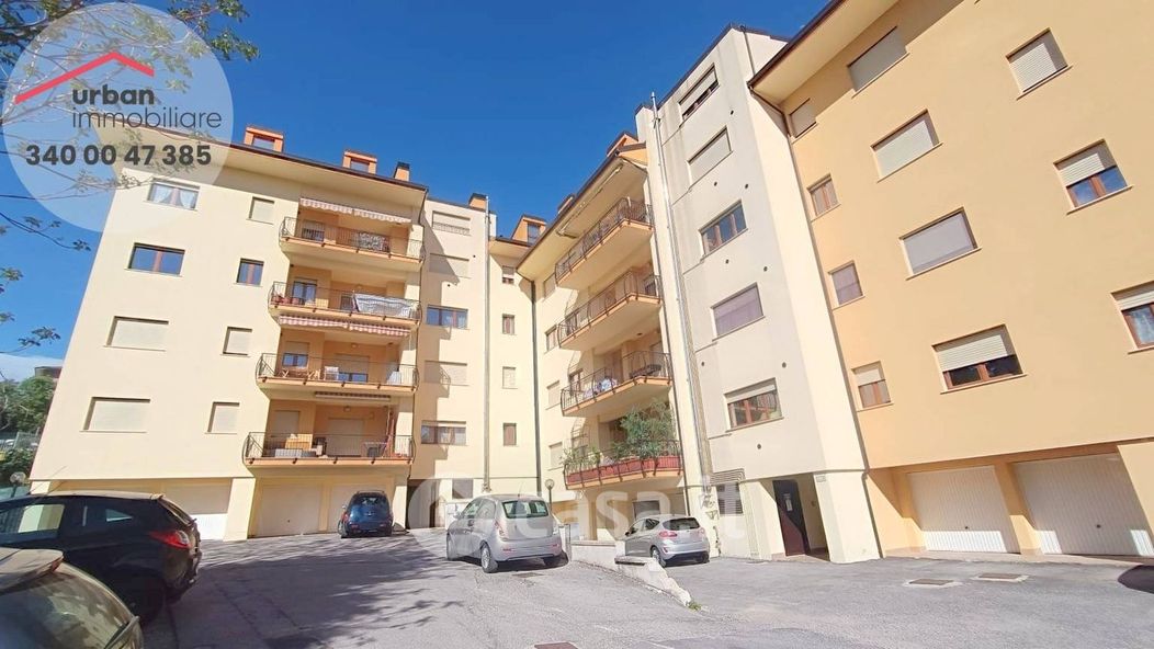 Appartamento in Vendita in Via Barrea 11 a L'Aquila