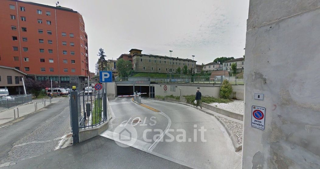 Garage/Posto auto in Vendita in Via Serravalle a Lodi