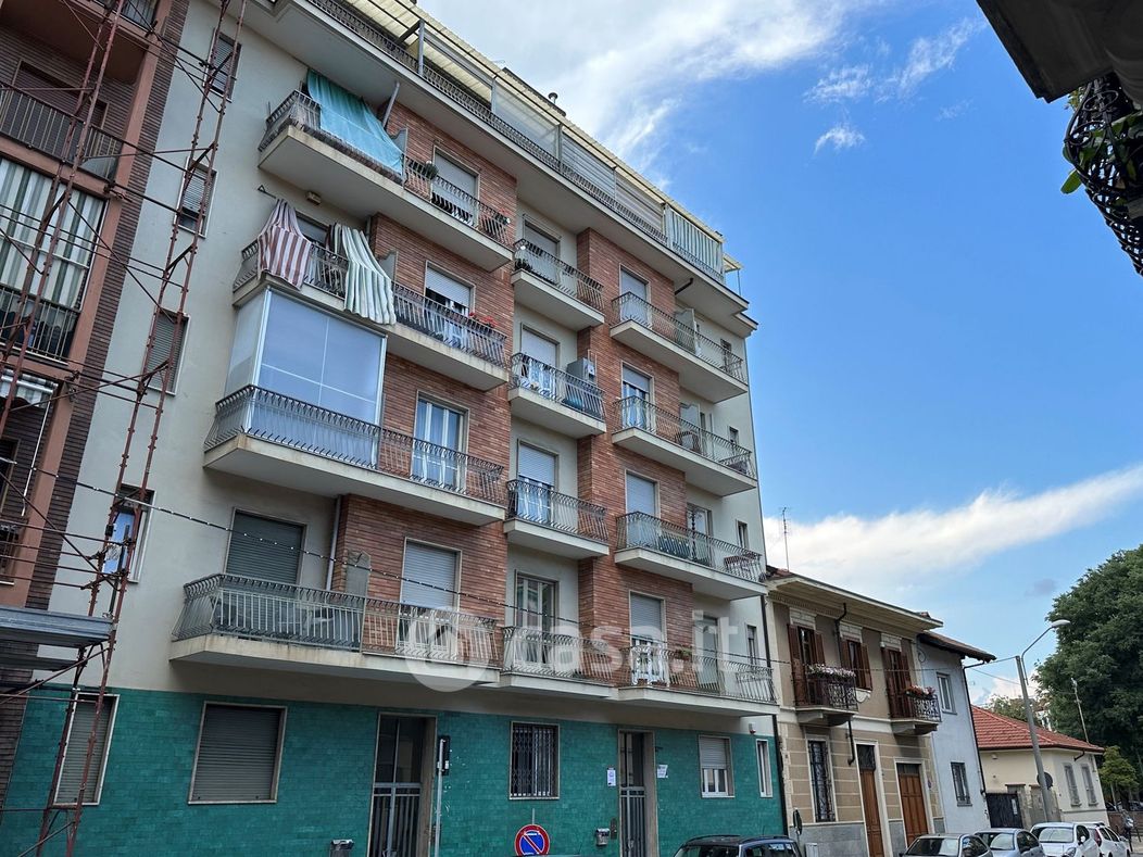 Appartamento in Vendita in Via Stresa 37 bis a Torino