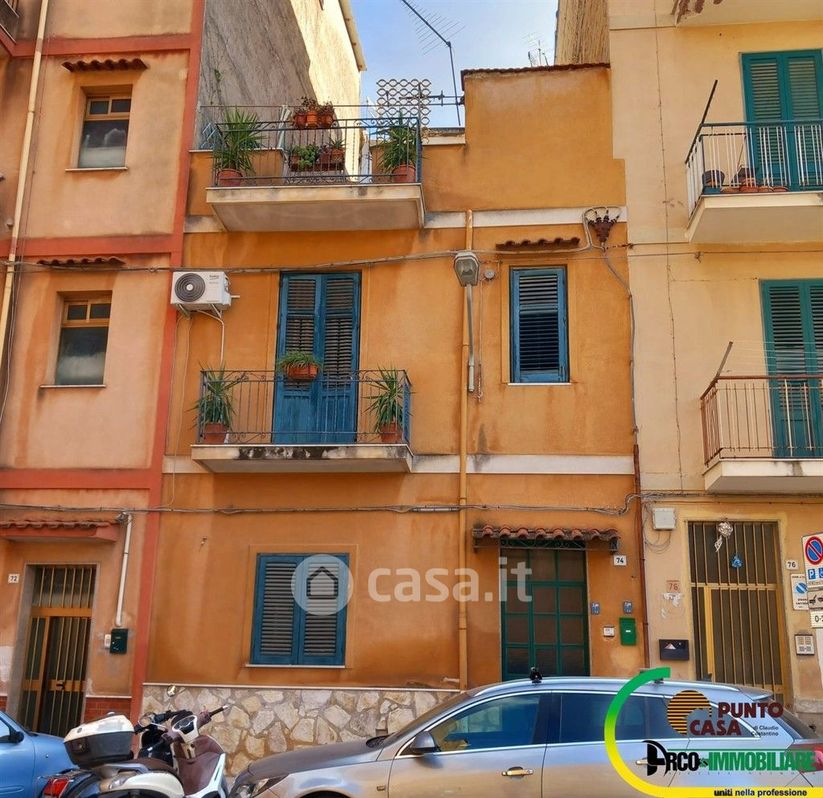 Appartamento in Vendita in Via Pietro Colletta 74 a Palermo
