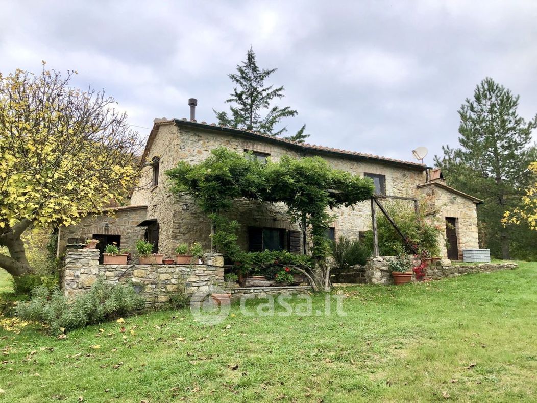 Rustico/Casale in Vendita in Via Fiorentina II a Castelnuovo di Val di Cecina