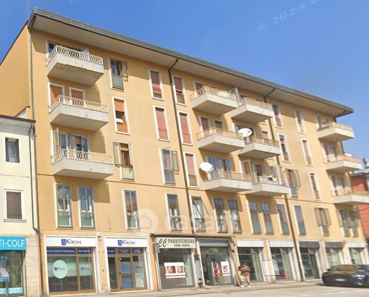 Appartamento in Vendita in Viale Verona 32 a Vicenza