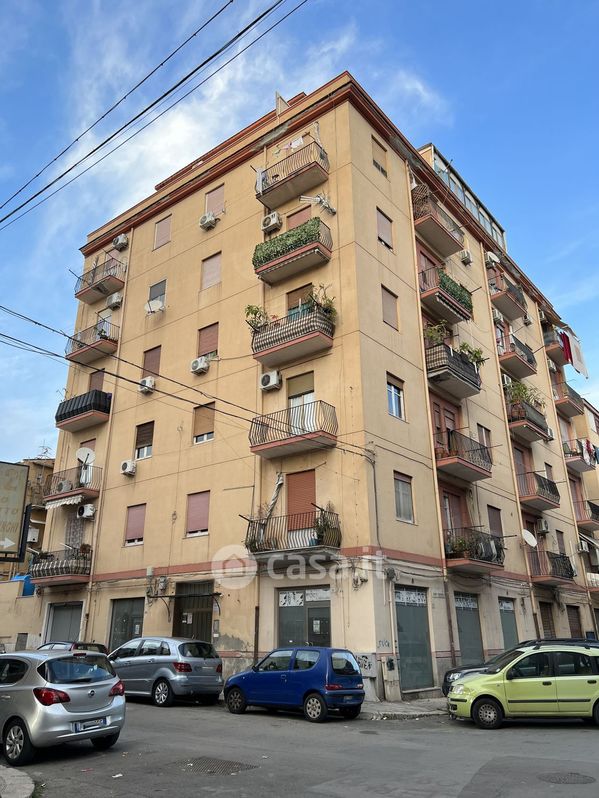 Appartamento in Vendita in Via Antonello da Messina 11 A a Palermo