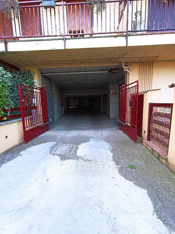 Garage/Posto auto in Vendita in Via Casanova 1 a Cremona