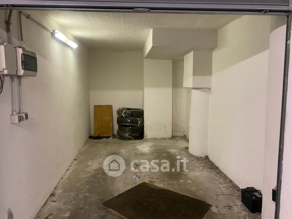 Garage/Posto auto in Vendita in Via Barnaba Oriani 21 a Roma