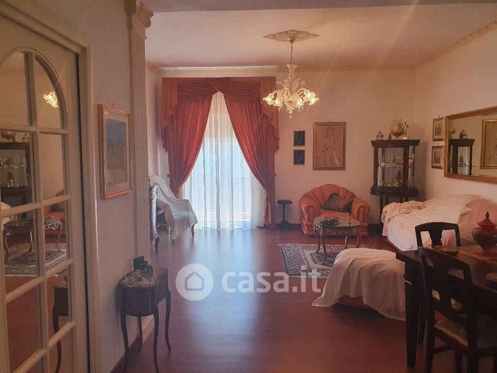 Appartamento in Vendita in Eremo Condera Diramazione Postorino 16 a Reggio Calabria