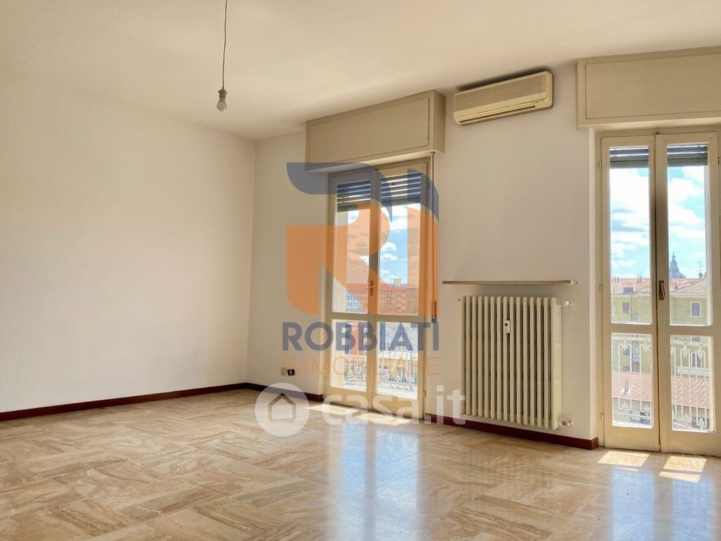 Appartamento in Vendita in Via Luigi Robecchi Brichetti a Pavia
